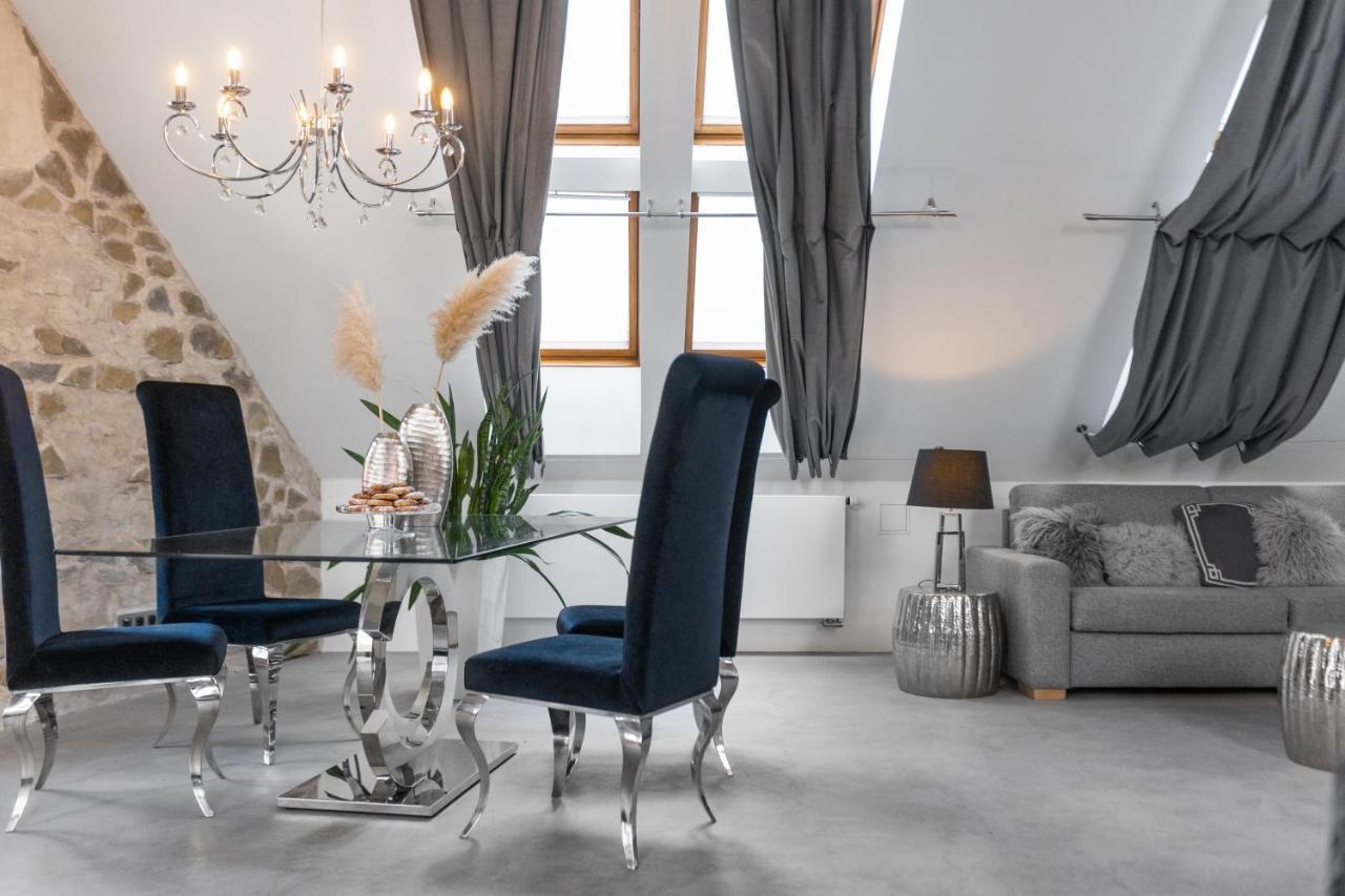 Coco Chanel Boutique Apartment Брно Екстер'єр фото