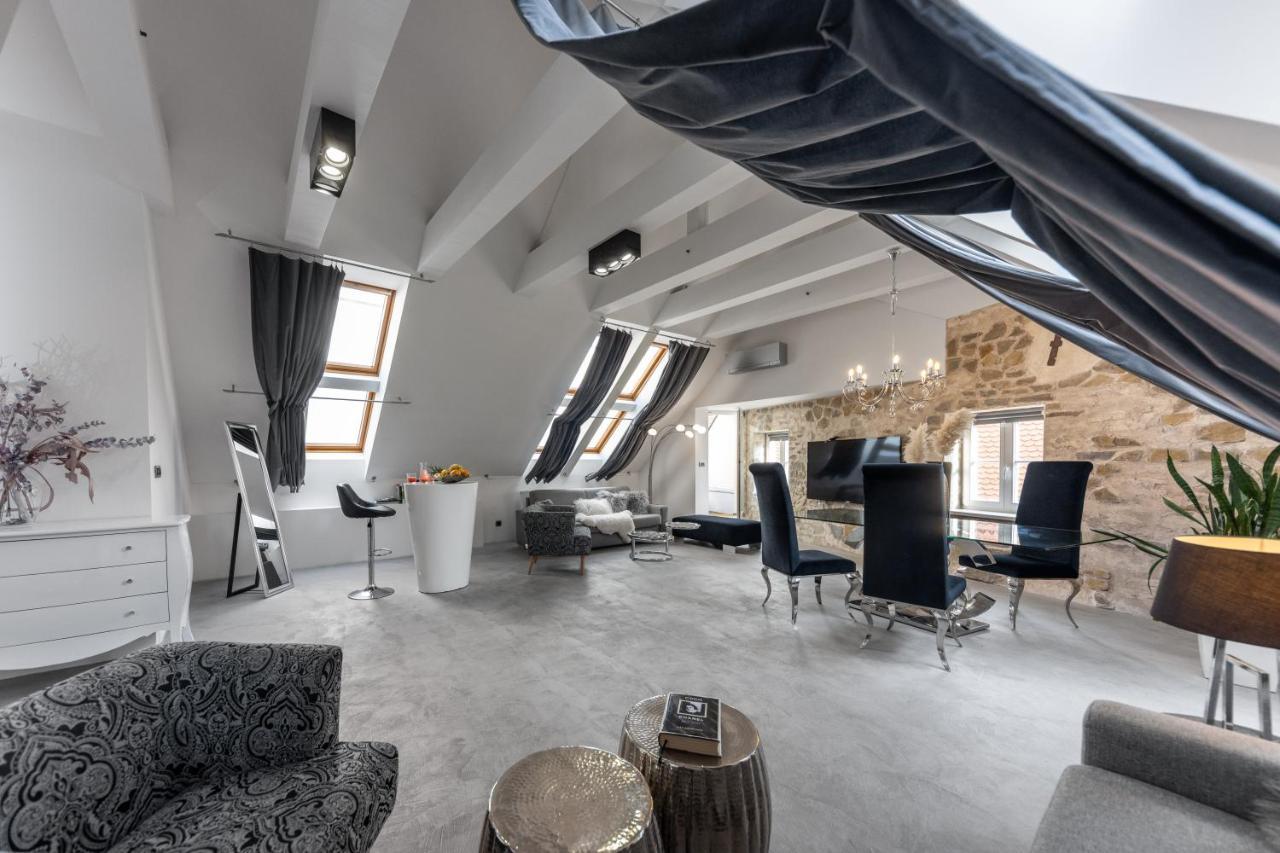 Coco Chanel Boutique Apartment Брно Екстер'єр фото